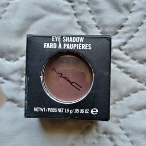 Brand New MAC Cosmetics Single Eyeshadow: Nylon